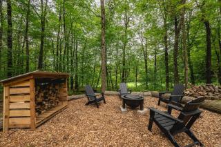 Knobby & Nice Retreat with hot tub, firepit, pool - 2