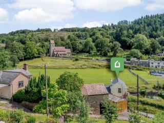 2 Bed in Central Lydbrook 83665 - 0