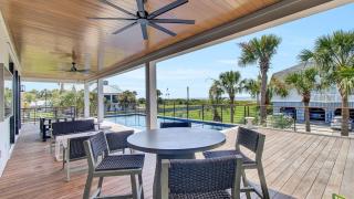 3 47th Avenue by AvantStay Oceanfront Private Pool View - Isle of Palms - 6