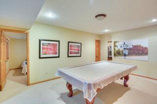 519C On the lake Hot Tub Pool Table 10 Beds - 5