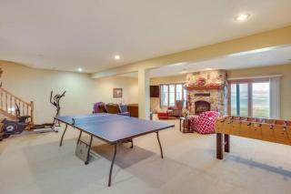 519C On the lake Hot Tub Pool Table 10 Beds - 6