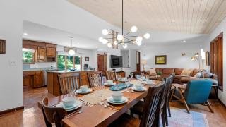 Shady Daze: Waterfront Home w Deck Hot Tub Lake Views - Sherrills Ford - 1