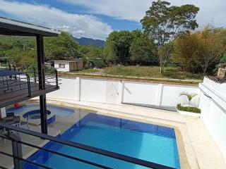 Donde Cami - Casas de Verano en Anapoima - 3