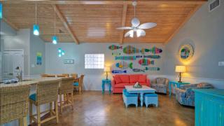 Clamshell Cottage Coastal Vibe by AvantStay - 6