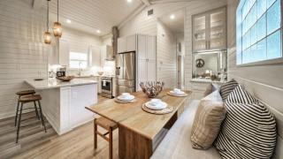 Clamshell Cottage Coastal Vibe by AvantStay - 5