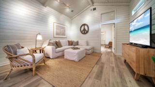 Clamshell Cottage Coastal Vibe by AvantStay - 3