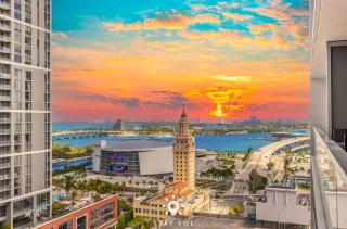 High-Rise Studio and Skyline Pool in DT Miami - 6