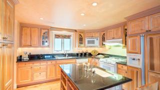 Hruza Hideout by AvantStay Walkable Location Free Ski Shuttle Mountain View - 2