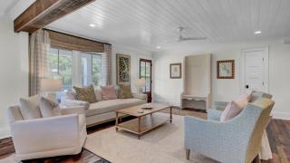 Be a Sullivans Local 1307 Cove Avenue by AvantStay Pool Outdoor Living - 4