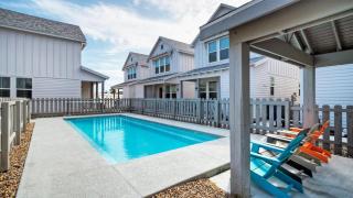 A Crazy Beach by AvantStay Steps to Old Town - 0