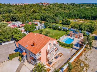 Banjole Apartment with Pool for 4 - 0