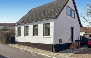 3 Bedroom Amazing Home In Gudhjem - 1