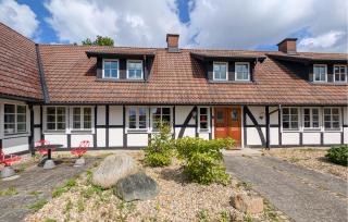 2 Bedroom Pet Friendly Home In Höganäs - 0