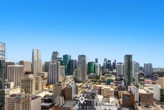 Skyline Views and Smart Luxury Chic 2BR in Miami - 0