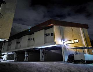 Drive Inn Motel - Hourly Stay Suites - 3