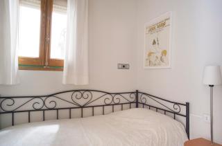 ApartEasy - Authentic Family Apartment - 2