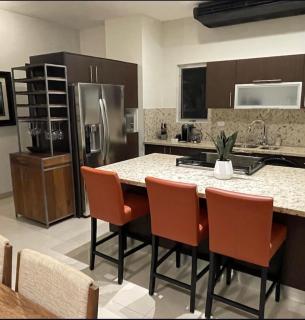 Luxury Condo Private Beach & Tennis - 6