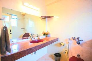 'Golden Sea Breeze' Beach villa - 4