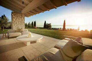 Villa With Infinity Pool Overlooking Lake Garda - 7