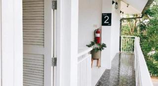 Khemjit cafe' and bed - 8