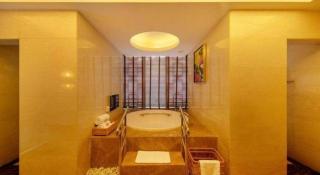 Lotus Hill Yuehai Hotel - 4