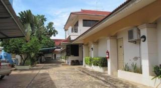 Picnic Sriracha Hotel - 2