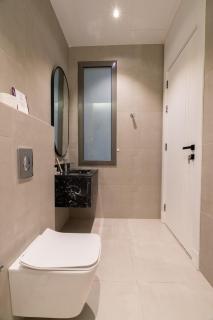 2BR Apartment with Private Cinema - Al Jamee Compound - 5