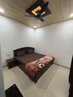 Rukmani Rooms - 8