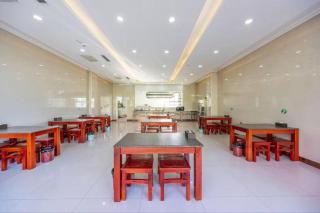 GreenTree Inn Linxia Niujinhe Avenue Express Hotel - 7