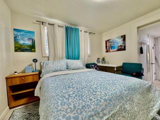 Cozy 1 Bedroom Mini Apartment 10 Mins to SeaTac Airport - 9