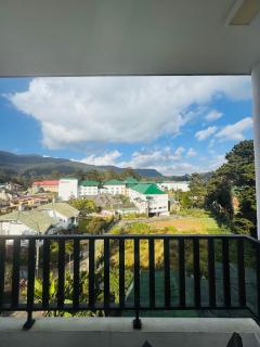 Hillview Apartment - 3