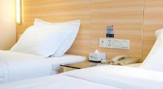 City Comfort Inn Guilin North High Speed Railway Station Square - 7