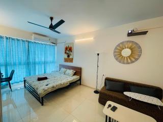 SkyView Projector HomeTheatre Couplefriendly - 0
