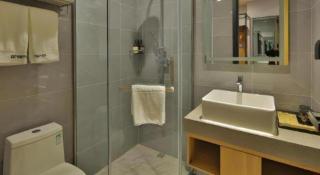 GreenTree Esports Hotel Qingdao Licang District Wanda - 1