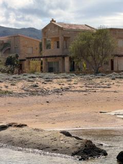 Seafront villa with panoramic view - 4