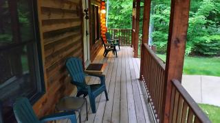 Sleepy Moose - Cozy Cabin in Sister Bay, Hot Tub, Fire Pit, Dogs - Sister Bay - 5