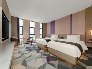 Lavande Hotel Wuhan Guanggu Third Road - 3