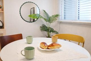 Cozy Vintage Stay 10 min to Gocheok Dome - 1