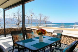 Beach Front Terace - Happy Rentals - 0