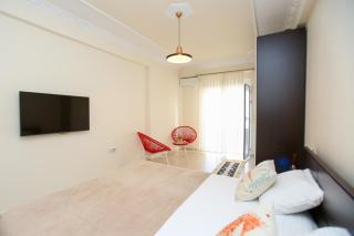 Beach Front Terace - Happy Rentals - 2