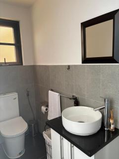 Coastal Beach Apartments - 8