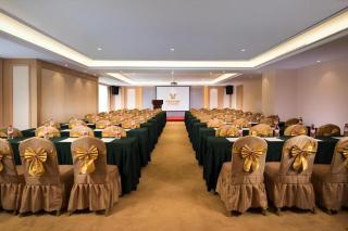 Vienna Hotel Zhengzhou East High-Speed Railway Station - 5