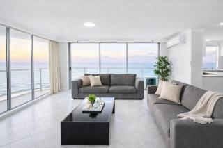 Peninsula Apartments Surfers Paradise - 1