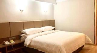 Vienna Hotel Chengdu Chadianzi Toursim Center - 7