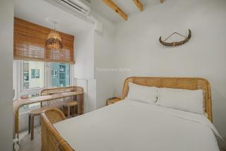 Boho Style Cozy Studio Unit along EDSA, 3mins walk from GMA MRT Kamuning - 2