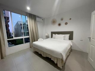 Chalong inn Phuket - 4