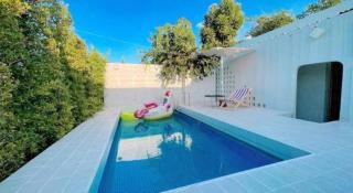 7 Class Pool Villa - 2