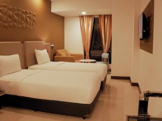 Verse Hotel Cirebon - 1