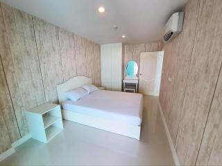1 Bedroom Beachside Condo in Cha-am - 7