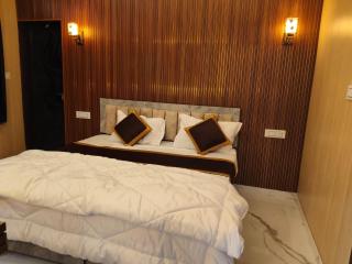 Neta Ji Hotel - 0